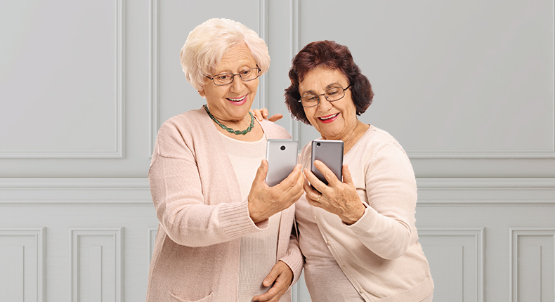 Tecnologia com os idosos.