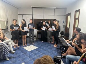 Veja como foi o Café com Letras na UR Santos